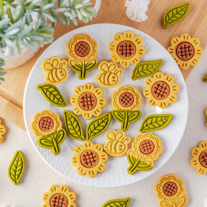Sunflower Biscuit Mold SUNFLOWER Bee Leaf Combination Fondant Frosting Embossing Mold Baking Tool
