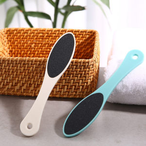 Double-Sided Coarse Foot Scrubbing Stone for Men And Women after Washing Feet Remove Dead Skin Heel Callus Foot Care Tool