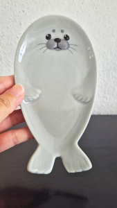 Small ceramic sea seal plates