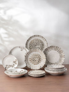 Mino Yaki | Wabi-Sabi Aesthetic Floating Carve Ceramics Cake & Pastry Dish