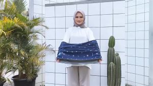 Gendongan Bayi Kain Geos Premier Navy - Anti Melorot, Lebih Tebal, Lentur Max 2cm, Berat Anak Max. 20kg (Garansi Resmi)