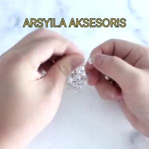 Manik Manik Huruf Inisial Putih Rainbow Mote Pilih Huruf Bundar Bahan Kerajinan