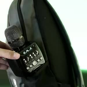 AJ เครื่องเล่นคาราโอเกะ PM-002 Karaoke Wirless Microphone ไมโครโฟน ลำโพงในตัว ไร้สาย เชื่อมต่อด้วยบลูทูธ เสียงดี วัสดุพรีเมี่ยม