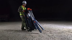 TL-500 LIGHT TOWER SINGLE-PERSON OPERATED BATTERY POWERED PORTABLE LIGHT TOWER (WITH BATTERY PACK FULL SET)