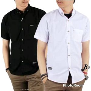 PAKET HEMAT 2 PCS KEMEJA POLOS LENGAN PENDEK JUMBO HEM COWOK DISTRO TERBARU CASUAL FORMAL NON FORMAL OVER SIZE