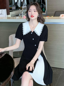 Summer Hepburn Style Short Sleeve Dress Womens Fashion Split Pleated A-Line Skirt Fake Two-Piece Design Sense Midi Dress