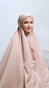Mukena Dewasa SHARMA Satin Silk Laser Cut: Mukena untuk Semua Usia