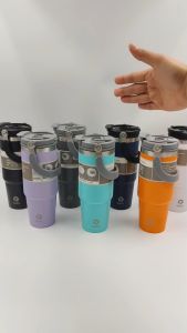 แก้วเก็บความเย็น รุ่นมีหูหิ้วมีหลอด มียางรองก้น ความจุ900ml 30oz. เก็บอุณหภูมิร้อน-เย็น สแตนเลส 304 พร้อมหลอด (ของแท้) แก้วเยติ กระติ๊กเก็บความเย็น