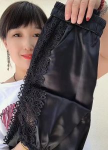 กางเกงลำลองผ้าไหมน้ำแข็งอะซิเตททรงหลวมฤดูร้อนปี 2023 กางเกงขายาวทรงหลวมผ้าลูกไม้โปร่งทรงหลวมสไตล์เกาหลี