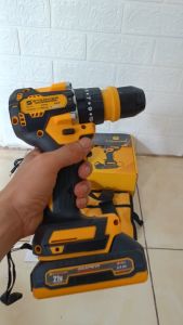 Máy khoan pin cầm tay STARKER công nghệ Đức SK-905QUICK động cơ từ không chổi than chuyên dụng cho thợ