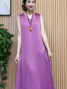 ผ้าไหม ผ้าซาติน คอวี แขนกุด เสื้อกั๊ก สายคล้อง ยาว เดรส ผู้หญิง ฤดูร้อน ฐานสามอะซิเตทสไตล์ใหม่ เดรส หลวม เอว กระโปรงทรงเอ