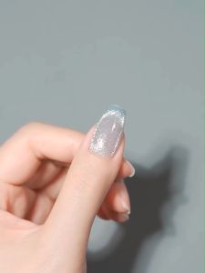 Ready Stock 15 ML Small light bulb spar cats eye gel nail polish set Popular Pengilat kuku Manicure 小灯泡晶石猫眼光疗指甲油