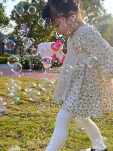 20Holes Electric Bubble Machine Labubu Bubble Gun with Light Automatic Bubble Blowing Toy Kamera Belon Buih Riben Mesin