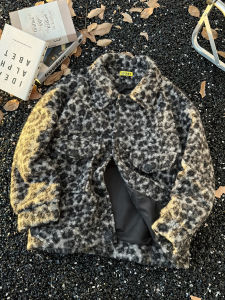 เสื้อแจ็คเก็ตผ้าขนสัตว์ลายเสือดาวสำหรับผู้ชาย ฤดูใบไม้ร่วง/ฤดูหนาว สไตล์เกาหลี ลำลอง แจ็คเก็ตผู้ชาย แจ็คเก็ตผู้หญิง แจ็คเก็ตผู้ชาย