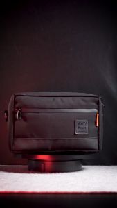 EVERLAST - BEZITA LIMITED EDITION Clucth Travel Bag Fireproof Waterproof Extra Slot - Tas Selempang Pria Wanita Tahan Api dan Tahan Air