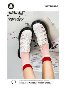 รองเท้าแตะส้นเตี้ยสไตล์โรมัน ทรงหัวมน พื้นยาง สวมใส่สบาย สำหรับผู้หญิง ฤดูร้อน 2023 รองเท้าแตะส้นหนาสีขาว รองเท้าแตะชายหาด