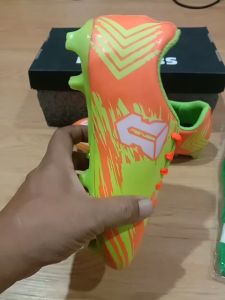 KIDZTUBS Sepatu Bola Anak Laki Laki Size 28 29 30 31 32 33 34 35 36 37 KDZ1620120324