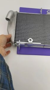 YAMAHA R25 V1 V2 RADIATOR COOLANT TANK TANGKI AIR 100% ORIGINAL R25 V1 V2 TANGKI AIR 1WD-E2461-00