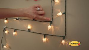 3M Command™ 17006CLR / 17026CLR Clear Decorating Clips or Hooks - with Clear Hooks and Strips