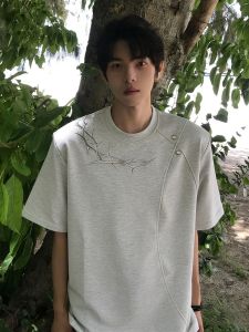 OUMULONG | Grey Thorn Embroidery Rivet Design Mens T-Shirt