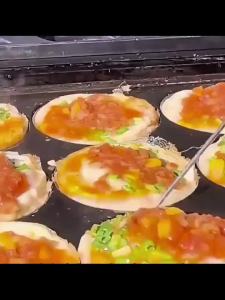 VOLTHUB Commercial quail egg machine for sausage grilling setting up stalls in night markets for sausage grilling