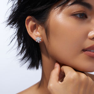 JIUZUAN 2pcs Pear Cut 3x5mm Cluster Moissanite Stud Earrings S925 Silver 18K Gold Plated Flower Shape Elegant Stud Earrings