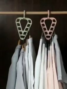 Hanger Bentuk Love 9 in 1: Gantungan Baju Ajaib Praktis
