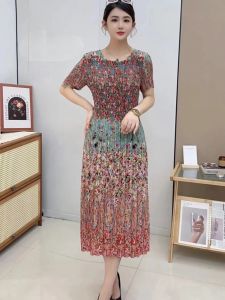 2024 New Elastic Pleated Dress Summer Mom Long Printed Skirt Short Sleeve round Neck Fashion Anti-aging Womens Dress