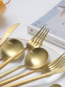 24pcs Dinnerware Set Stainless Steel Tableware Set Knife Fork Spoon Flatware Set Cutlery Set Knife Fork Spoon Tea Spoon