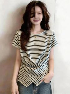 Áo Thun Ngắn Thiết Kế Sọc Giảm Cân