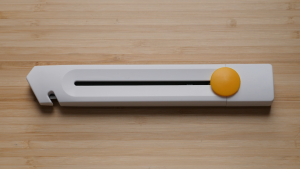 HOTO Utility Knife มีดคัตเตอร์สำหรับงานอเนกประสงค์ ใบมีด SK5 แบบเลื่อนเก็บได้