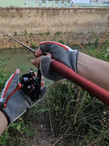 1.8M/2.1M ML Carbon Fishing Rod Spinning Casting Rod Lightweight Beginner Friendly Fishing Pole for Freshwater Fishing