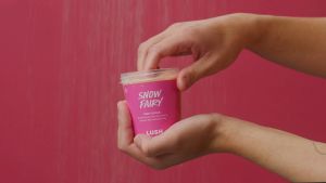 LUSH สครับผิวกาย สครับน้ำตาล SNOW FAIRY BODY SCRUB (CHRISTMAS EXCLUSIVE)