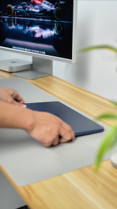 Acasis M.2 NVMe/SATA SSD Enclosure | 10Gbps USB-C Tool-Free & Auto-Sleep | Data Recovery Kit for 2230/2280 Drives | Thermal Control for Mac/Windows/Linux