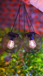 2025 NEW Outdoor Hanging Solar Lights Outdoor Garden Metal Hanging Lights Decorative Lighting Garden/ Landscape Lights