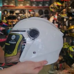 Nón bảo hiểm 3/4 M668 màu trắng 2 kính chính hãng