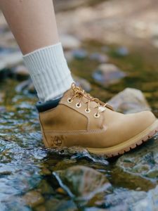 Timberland Womens Icon Nellie Waterproof Chukka Boots Wide Fit - Premium Full-Grain Leather, Anti-Fatigue Midsole