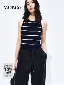 MO&Co. | Lightweight Slim Knit Minimalist Off-shoulder Blue and White Stripes Vest