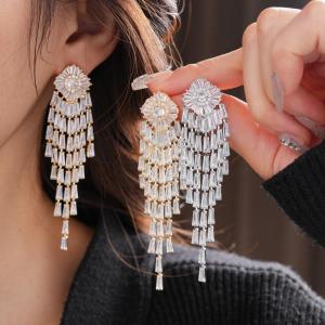 Fashionable and Personalized Tassel Long Design with Face Shaping and Full Diamond Tassel Zircon Earrings for Women