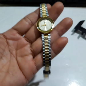 Đồng hồ nữ demi vàng Tita Rossi Rome mặt vàng kính vát cạnh size 24.5mm second hand