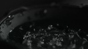 Speaker Bass Kuat Bluetooth/AUX/TFCard/Udisk Tahan Air IPX5 Portable Q22 - LPM