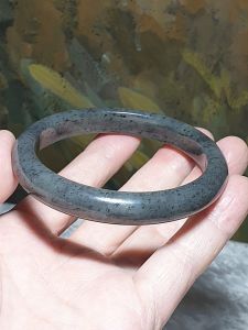 62.5mm Nephrite Qinghua (black and white) bangle (with certificate) [Natural Crystal] 62.5毫米和田玉山料青花手镯(带证书)
