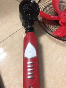 Quạt tích điện