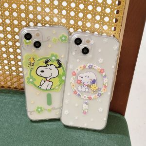 Magsafe เคสโทรศัพท์แม่เหล็กเคสสำหรับไอโฟนกันกระแทกลายการ์ตูนสนูปี้16ProMax 15ProMax 14ProMax 13ProMax 12 12ProMax Snoopy เคสโทรศัพท์สำหรับ iPhone 16 15 Plus 14 12 11 13เคสโทรศัพท์ไม้สำหรับ iPhone 16Pro 15Pro 14Pro 13Pro 12Pro