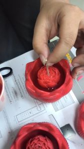 เทียนดอกบัว เทียนไหว้พระ จัดงานอีเว้นท์ เกี่ยวกับของ กลิ่นหอม ทรงดอกบัว สีแดง มอบเป็นของขวัญเทศกาลต่าง ๆ