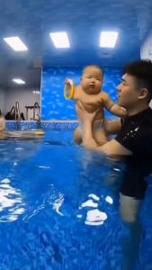 LILY & ADORA 40PCS Baby Waterproof Ear Stickers Newborn Bath Protect Patch Disposable Ear Protection Cover For Swimming