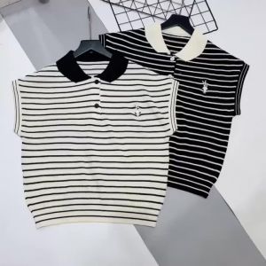 ÁO LEN CỔ BẺ SÁT NÁCH THÊU HỌA TIẾT HÌNH THỎ phong cách Hàn Quốc siêu xinh