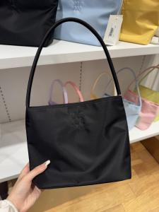 Casual Fashion Embroidered Nylon Bucket Bag Waterproof Shoulder Tote Bag Multi-Functional Leisure Candy Recall Ladies Bag