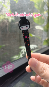 Nhíp Nhổ Lông Mày Thép Không Gỉ Geisha Shiawase Japanese Girl Eyebrow Tweezer (Black Màu Đen)