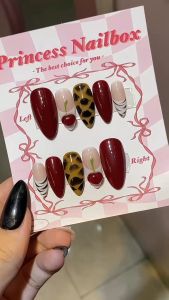 PrincessNailbox[mãTP26]móng úp sơn gelthiết kế thủ công(tặng keodũamiếng dángiấy lau…)